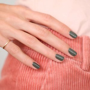 MANUCURIST_Green Flash Led Gel Nail Lacquer lakier do paznokci Khaki 15ml 4