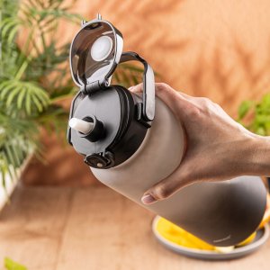 KingHoff BUTELKA BIDON ZE SŁOMKĄ NA WODĘ 2L KINGHOFF KH-2009 2