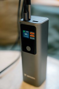 Charge �n� Go Power Bank 8