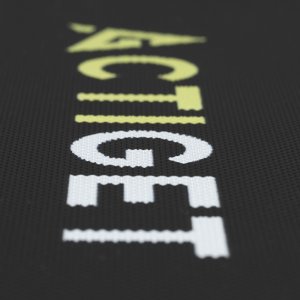 Bieżnia domowa elektryczna do biegania i chodzenia, z pilotem, 110 kg, składana, cicha praca UNIWERSALNY 16