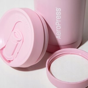 Zaparzacz do kawy AeroPress Go Plus - Różowy 3