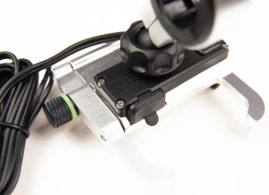 Uchwyt motocyklowy na telefon z szybką ładowarką USB - R10-metal - srebrny 6