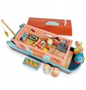 Misia rodzina na łodzi 3