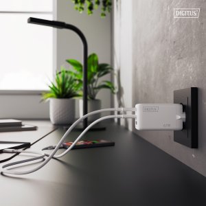 Ładowarka Digitus DIGITUS USB GaN ładowarka 67W 2x USB-C 1x USB-A biały 2