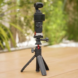 Ulanzi ADAPTER PODSTAWKA ŁADUJĄCA USB-C Z GWINTEM 1/4" I SZYBKOZŁĄCZKĄ DO DJI OSMO POCKET 3 12