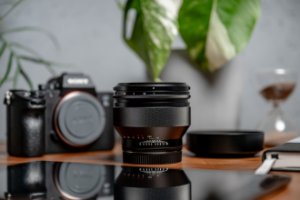 Obiektyw Voigtlander Nokton 50 mm f/1,0 do Sony E 204