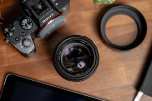 Obiektyw Voigtlander Nokton 50 mm f/1,0 do Sony E 7