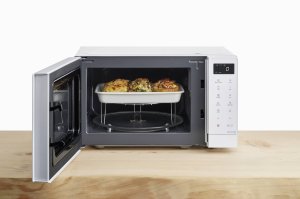 Panasonic NN-GT21QWEPG kompaktowa kuchenka mikrofalowa z grillem biała 5