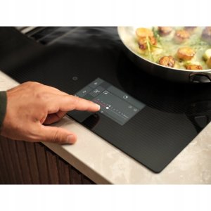 Płyta grzewcza Electrolux 900 XT SensePro szerokość 80 cm czarny Wbudowana płyta indukcyjna z okapem ECC8549 (7333394106915) 9