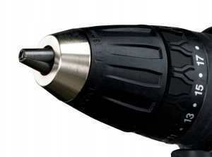 Zestaw PANASONIC Wiertarko - wkrętarka udarowa 2 x 18V/5,0Ah + ładowarka, z walizką (14,4V współpracująca) 5