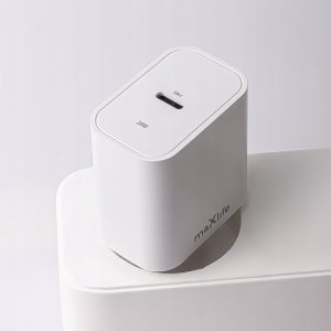 Maxlife ładowarka sieciowa PD QC MXTC-06-20C 1x USB-C 20W biała + kabel USB-C - Lightning 20W 10