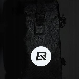 Sakwa rowerowa Rockbros AS-003-1BK wodoodporna z paskiem na ramię montaż przód/tył 10-14l - czarna 2