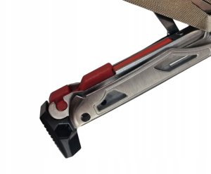 Multitool AZYMUT Giewon FS - Fire Starter - 19 narzędzi - krzesiwo + gwizdek + kabura do pasa (H2038A) 5
