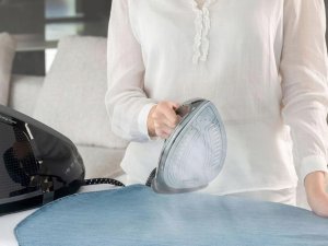 Imetec Energy Vapor Żelazko z Generatorem Pary 6,5 Bar Uderzenie 400g/min 2