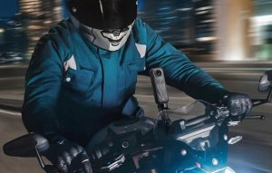 Insta360 X5 Ski Bundle 4