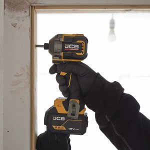 JCB Professional 18V Zakrętarka Udarowa 230Nm Dual Charger 4.5A Bateria 2Ah 8