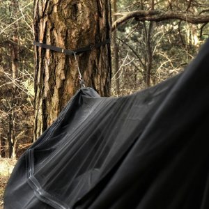 Hamak obozowy TigerWood Niedźwiedź XL z moskitierą czarny 2