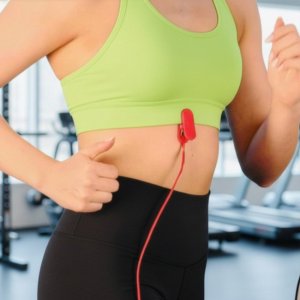 Bieżnia elektryczna, domowa 12 km/h z pilotem i aplikacją na telefon treningowa, składana UNIWERSALNY 35