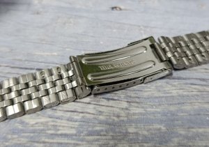 Lavvu Bransoleta stalowa do zegarka 18 mm Lavvu LS2CS18 srebrna zwężana o 4 mm . 6