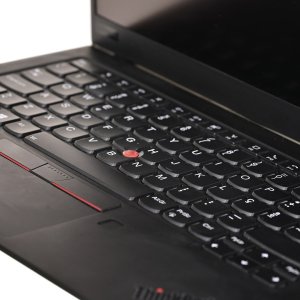 Laptop poleasingowy Lenovo LENOVO X1 Carbon Gen. 8th i5-10210U 16GB 256GB SSD 14" FHD (US QWERTY) Win11pro + zasilacz 4