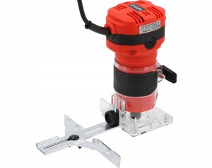 Frezarka Yato 800 W 2