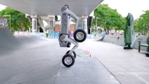 Robot czworonożny UNITREE Go2-W U1 2