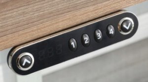 BIURKO Z PODNOSZONYM BLATEM REGULOWANA WYSOKOŚĆ ELEKTRYCZNIE 140CM 3