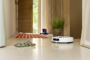 Robot sprzątający z bazą KARCHER RVM 4 Comfort 8