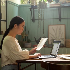 Laptop HP Envy x360 14-fa0008ca / 9W3W6UA / Ryzen 7 / 32GB / 1TB / AMD Radeon / 3k / Dotyk / OLED 120Hz / Win 11 / Srebrny 9