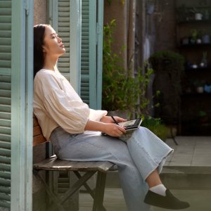 Laptop HP Envy x360 14-fa0008ca / 9W3W6UA / Ryzen 7 / 32GB / 1TB / AMD Radeon / 3k / Dotyk / OLED 120Hz / Win 11 / Srebrny 10