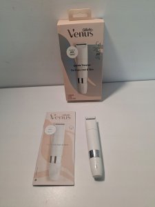 Braun Gillette Venus Gentle Intimate Trimmer, White Razor 3