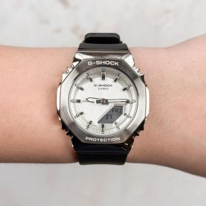 Casio G-Shock GM-S2110-1A7ER 200m czarny 6