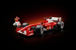 LEGO Icons Ferrari F2004 i Michael Schumacher (11375) 7