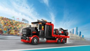 LEGO City Ciężarówka F1® z bolidem Audi F1® (60493) 5