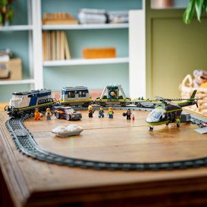 LEGO City Napad na policyjny pociąg (60508) 9