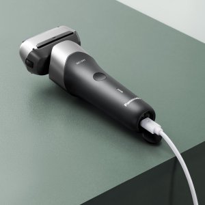 Panasonic Panasonic ES-RM3FXK503 3-ostrzowa Golarka elektryczna z ładowaniem USB-C 5