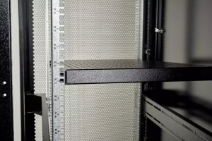 Szafa Sabaj RACK 19" Stojąca 32U 800x890, Drzwi Perforowane 10