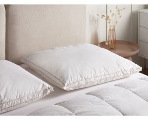 Beliani Poduszka trzykomorowa ETNA Niska Kacze pióra i puch 80 x 80 cm Biały 2