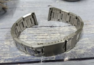 Lavvu Bransoleta stalowa do zegarka 20 mm Lavvu LS2BS20 srebrna zwężana o 4 mm . 7