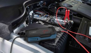 Azo Automatyczna ładowarka do akumulatorów ołowiowych i litowych IP65 6-12V 4-60Ah ANSMANN 9