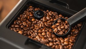 Ekspres ciśnieniowy Cecotec Cremmaet Latte Touch Ekspres do kawy 10