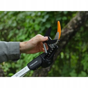 Sekator Fiskars TELESKOPOWY SEKATOR X-SERIES DUALACTION UPX86 7