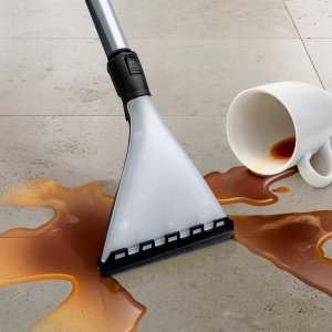 Odkurzacz piorący Bosch Odkurzacz piorący Bosch AquaWash&Clean BWD421PRO 2100W Turboszczotka 7