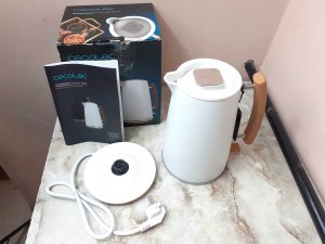 Czajnik Cecotec Czajnik elektryczny Cecotec Thermosense 400 z drewnianym uchwytem 3000W 3