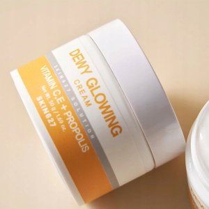 SKIN627_Dewy Glowing Vitamin C krem do twarzy na dzień i na noc 50g 4