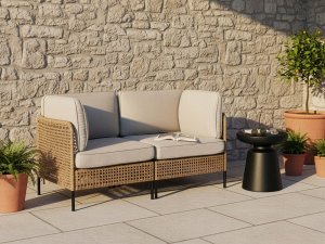 Beliani Sofa ogrodowa dla 2 osób OMEGANA Technorattan Jasnobeżowy 2