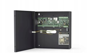 Roger MC16-PAC-EX-2-KIT Zestaw kontroli dostępu przeznaczony do obsługi dwóch przejść 3
