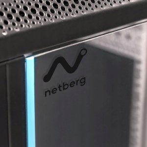 Szafa Netberg SZAFA RACK 19" 6U NETBERG Wisząca Instalacyjna 600x400 mm czarna Otwierane boki 8