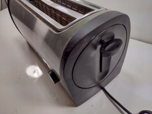 Toster RAVEN Toster dwuszczelinowy RAVEN ET005 800W OPIEKANIE 11