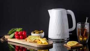 Czajnik RAVEN Biały czajnik RAVEN 1.7L 2200 W 12